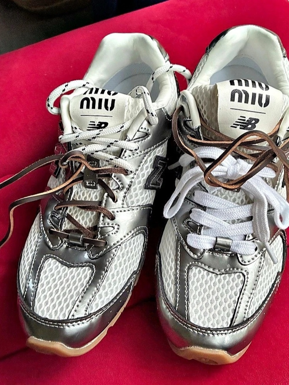 New Balance Miu x New Balance 574 Silver & White EU 40 Sneakers